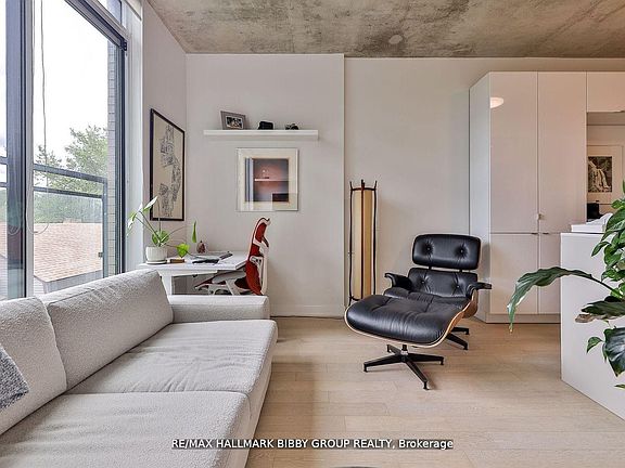 4th image of 130 Rusholme Rd #309