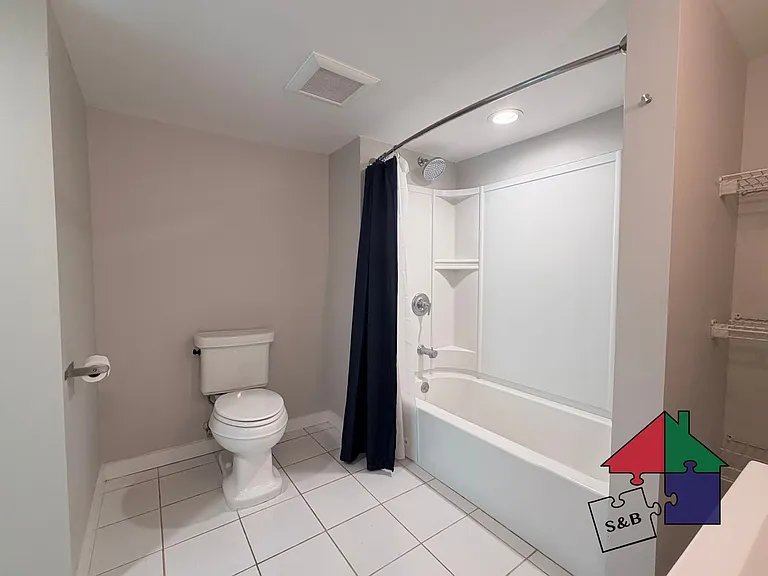 110 Northfield St — Photo 13