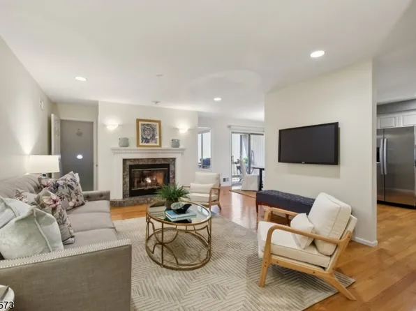 9 Larkin #9, West Orange Twp., NJ 07052