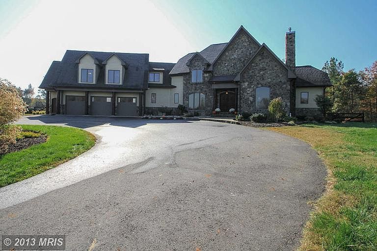 1st image of 9925 Alydar Ct
