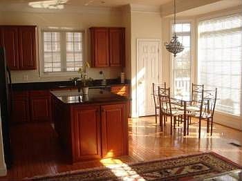 3rd image of 265 Shadow Glen Ct
