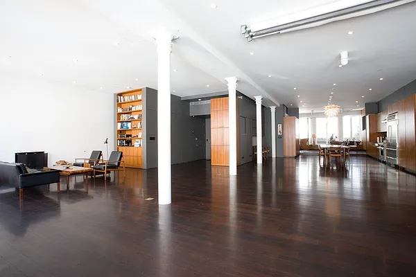 Sold by Owner | media 9