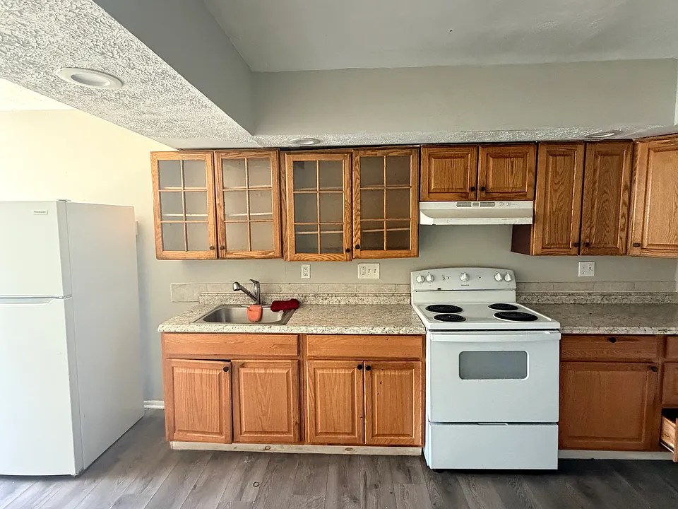 653 Fitch St #D17-0