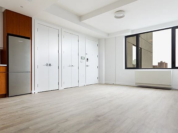 5th image of 276 Grand Concourse #1162