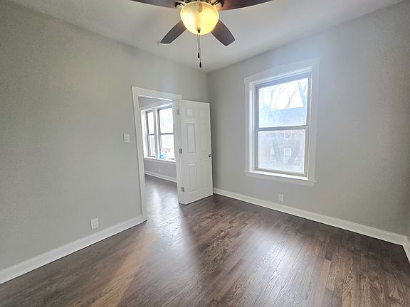 5th image of 2316 W Byron St #2