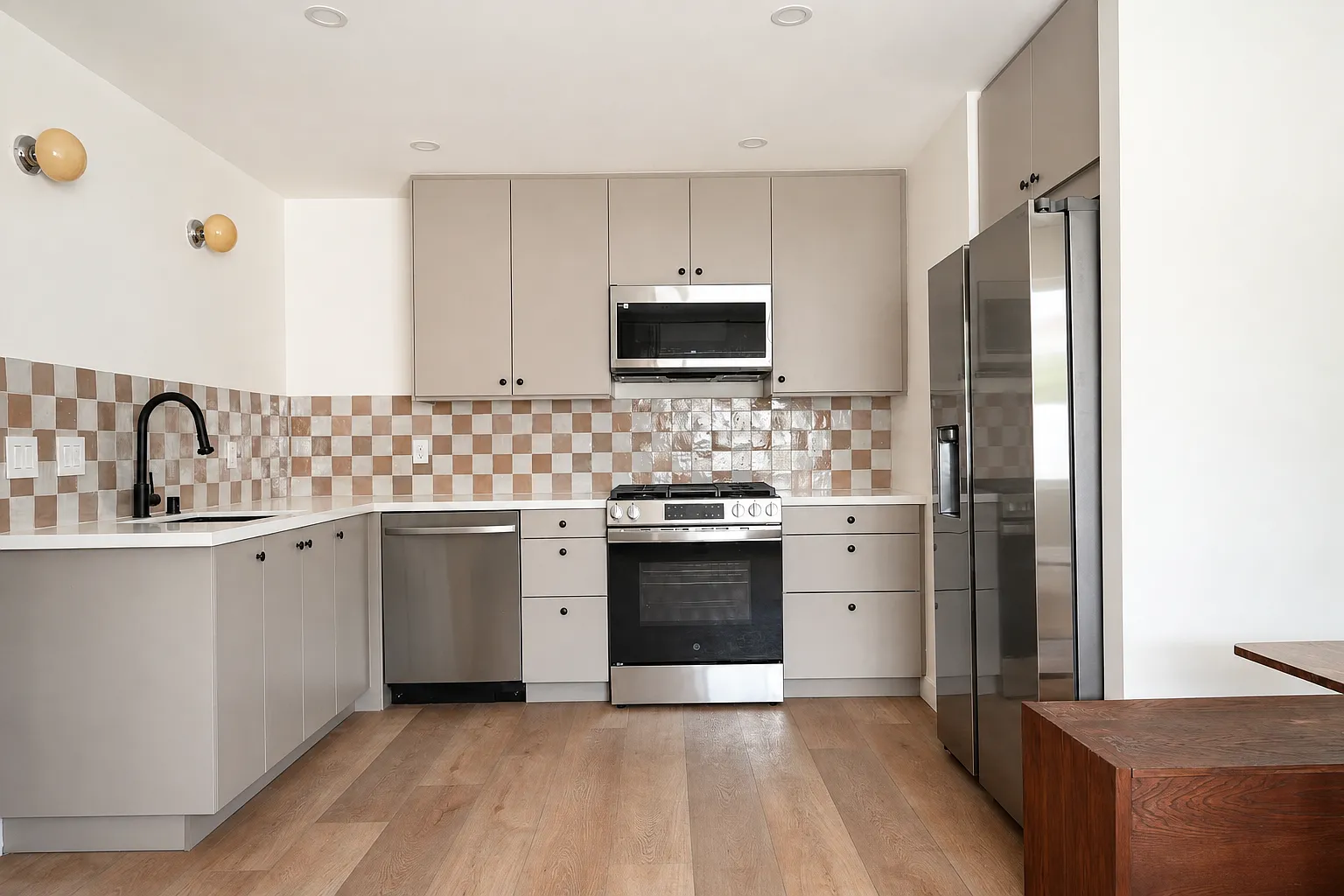 Doncrest St, Monterey Park — Photo 1
