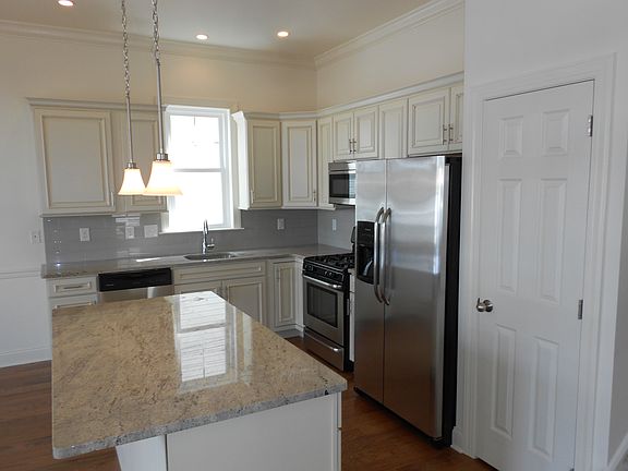 5th image of 5624 Asbury Ave #1