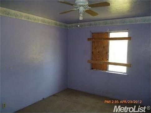 5th image of 723 S Oro Ave