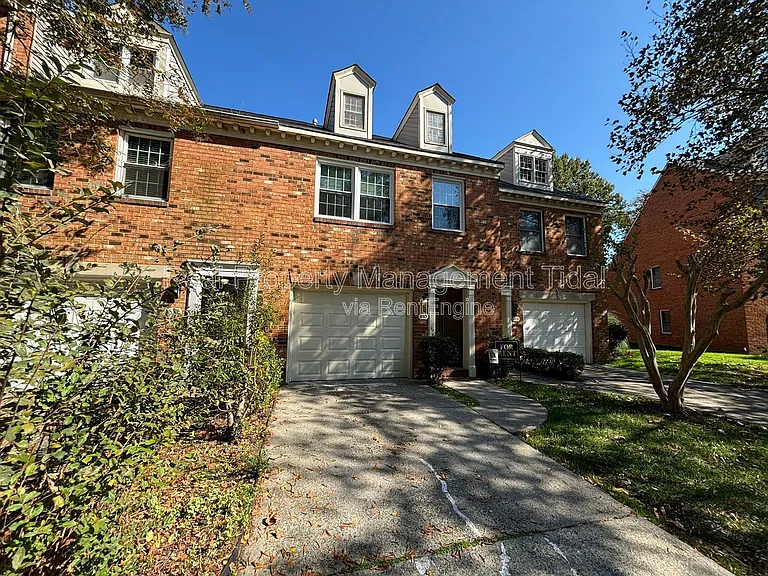 610 Guy Ln — Photo 2