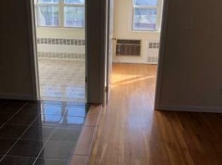 15361 Horace Harding Expy APT 2, Flushing, NY 11367