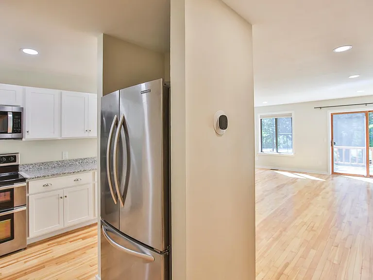5 Dunvegan Woods — Photo 7