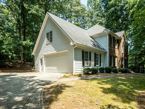 2nd image of 2120 Summerchase Dr