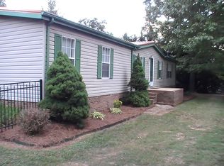 26 Acorn Ridge Dr, Taylorsville, NC 28681