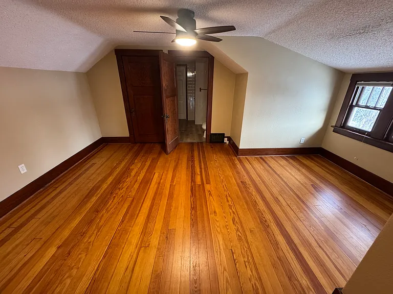 2505 Pennsylvania Ave — Photo 12