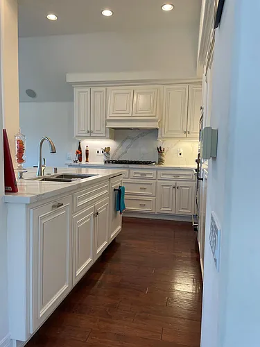 504 Avocado Ave Photo 1