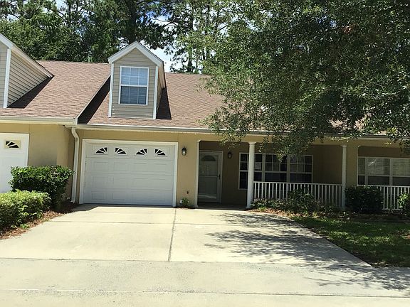 3rd image of 174 Peppertree Crossing Ave