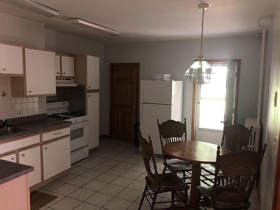 4th image of 25 Prospect Ave Floor 1
