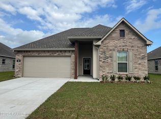102 Jubilation St, Youngsville, LA 70592