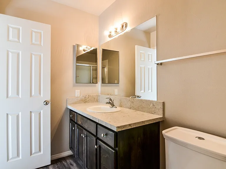 Greentree Fountain Apartments — Photo 39