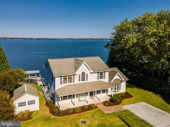 43202 Riverside Dr, Hollywood, MD 20636