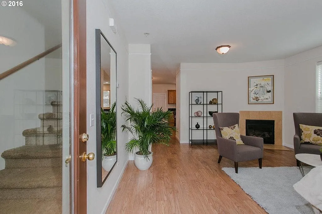 Front Door - Living Room - 3921 N Albina Ave
