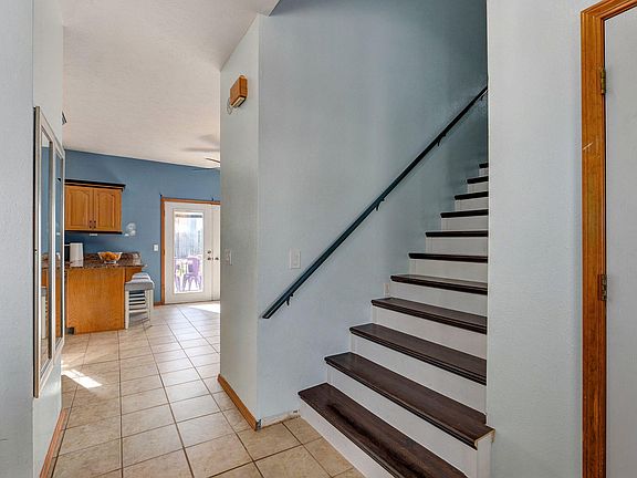 3rd image of 207 N Meadow Street