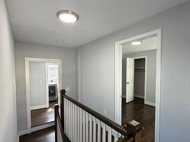 115 E Monmouth St — Photo 10