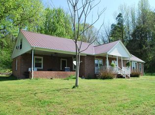 2860 E Beaverdam Rd, Centerville, TN 37033