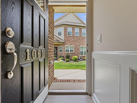 3rd image of 1061 Talisker Way #20