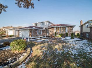 17801 Cypress Ave, Country Club Hills, IL