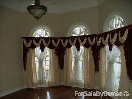 Formal Living or Office room(15x13)