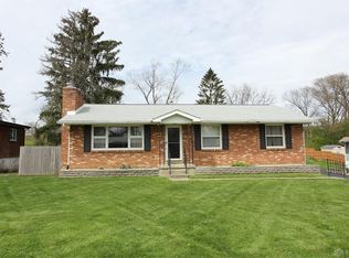 201 W Orchard Springs Dr, Dayton, OH 45415