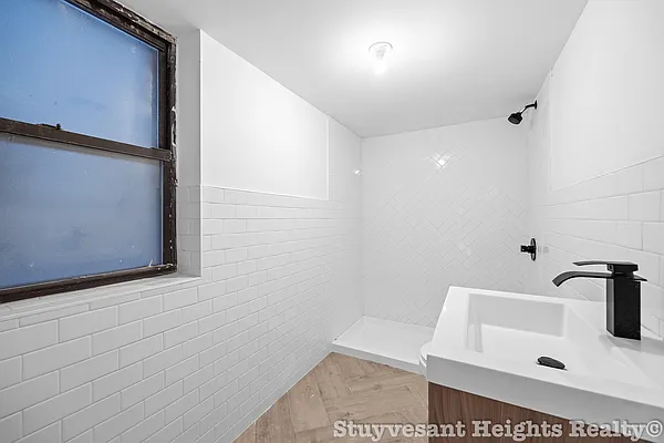 Rented by Stuyvesant Heights Realty Corp | media 59