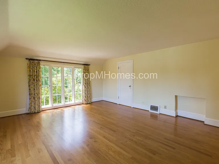 475 Furnace St — Photo 12