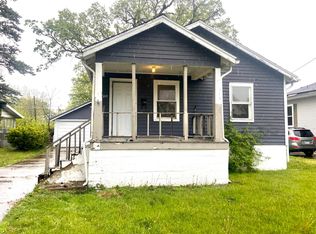 1215 Harmon St, Danville, IL 61832