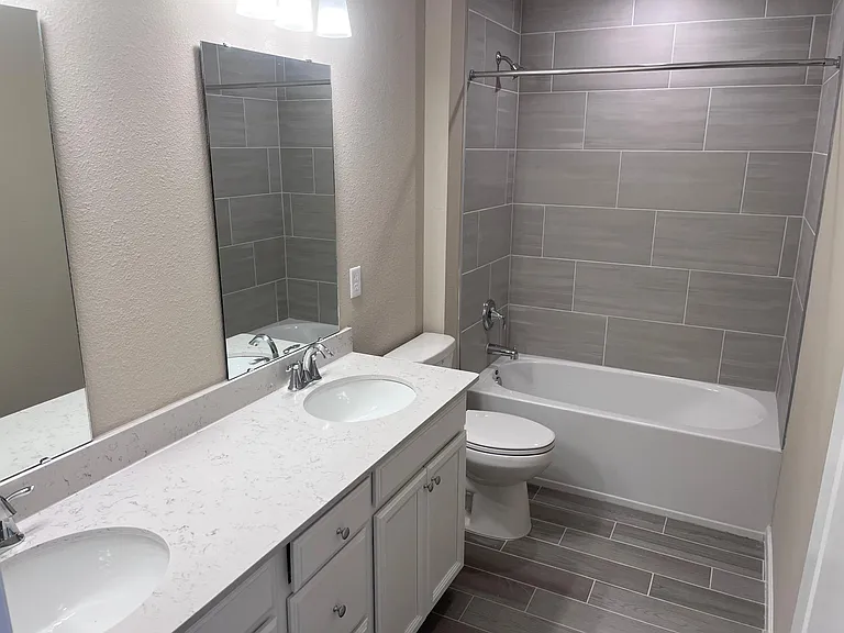 490 Boracay Cir — Photo 24