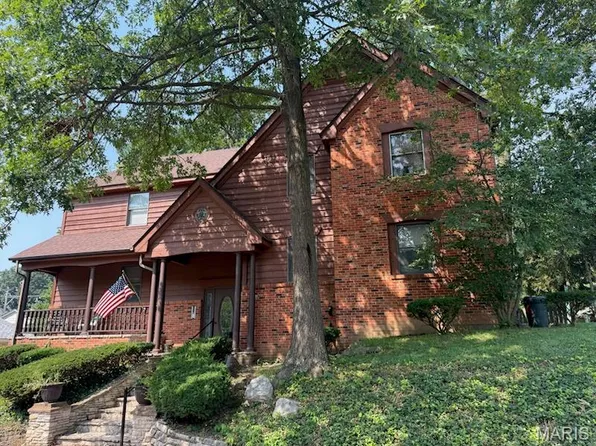 222 Leverette Ln APT 1, Edwardsville, IL 62025