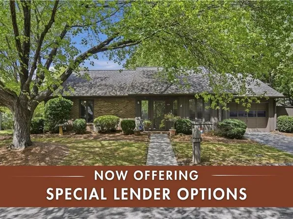 228 Barrington Pl, Winston Salem, NC 27104