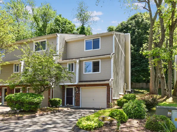 17 Abbey Lane #17, Meriden, CT 06450