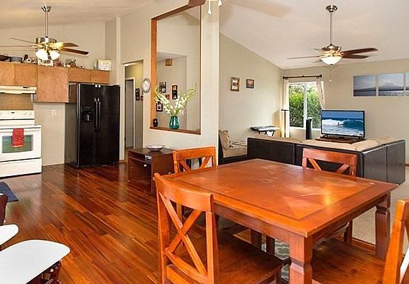 2nd image of 73-4333 Napala Pl