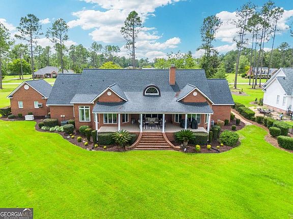 2nd image of 161 Greentree Dr
