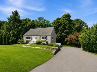 2723 Windmill Dr, Yorktown Heights, NY 10598
