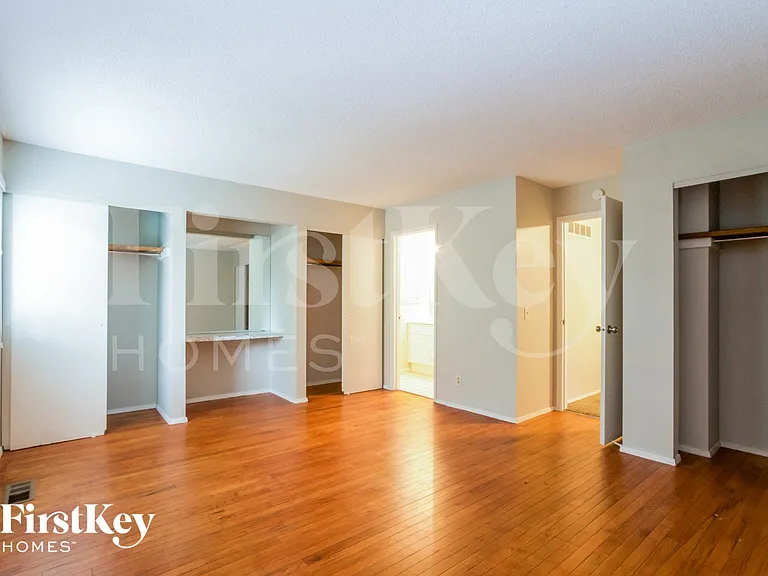 5511 Fireleaf Dr — Photo 8