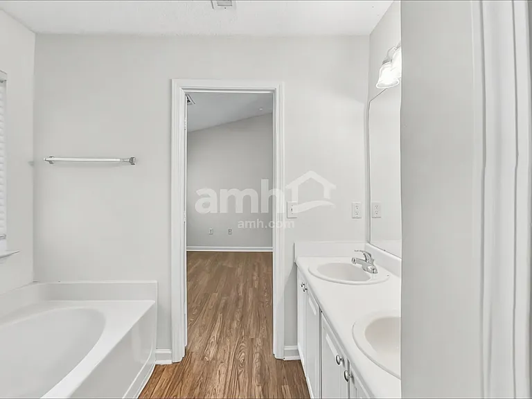 109 Karsten Creek Dr — Photo 11