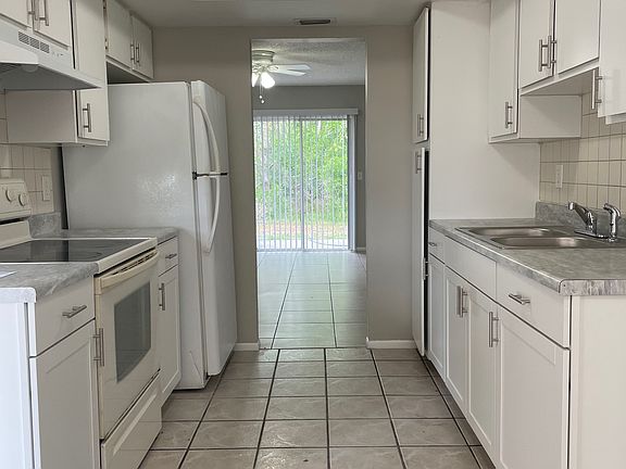 2nd image of 2434 Herb Ave S