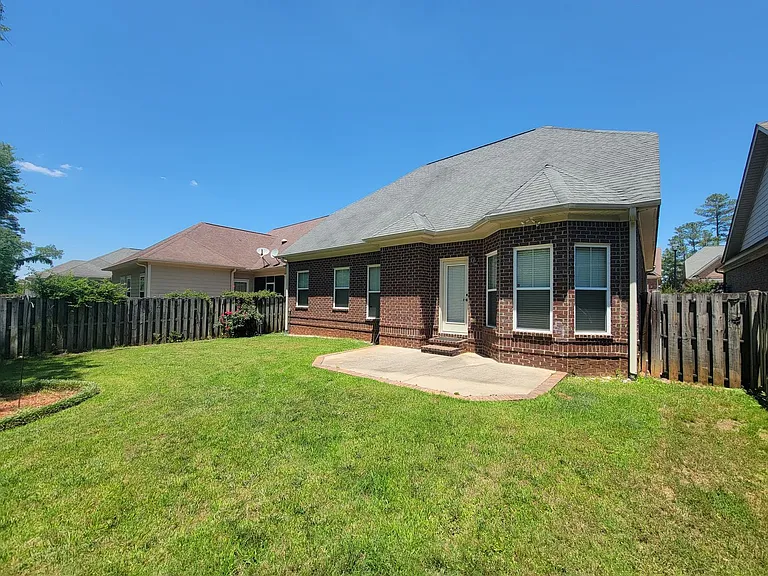 1010 Barrett Dr — Photo 26