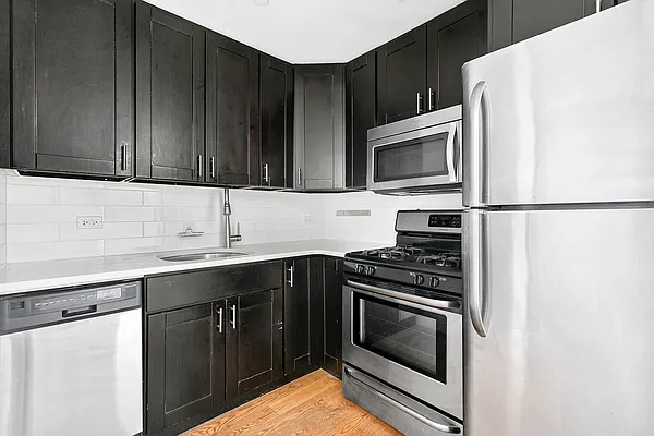 Rented by Compass | media 11