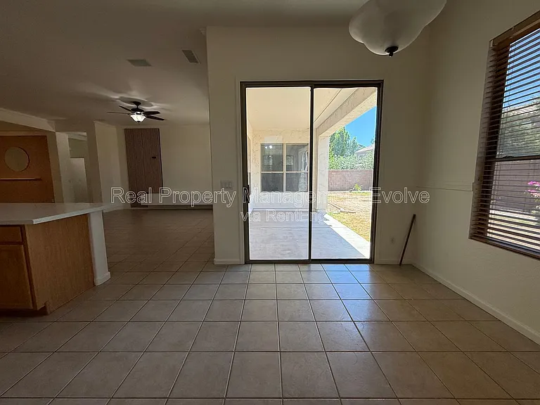 281 W Flamingo Dr — Photo 15