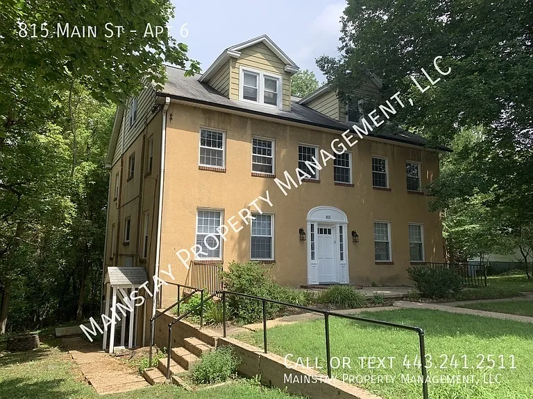 815 Main St #6 — Photo 8