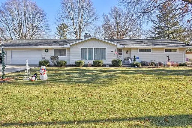 34 Lange Ave photo 1